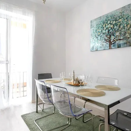 Precioso Piso En Playa Caleta Apartamento *