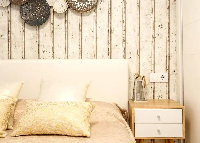 Precioso Piso En Playa Caleta *